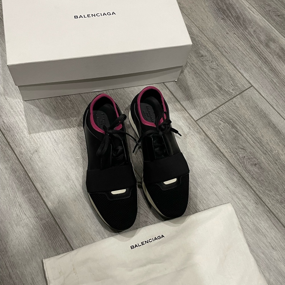 Balenciaga Race Runner Sneaker
